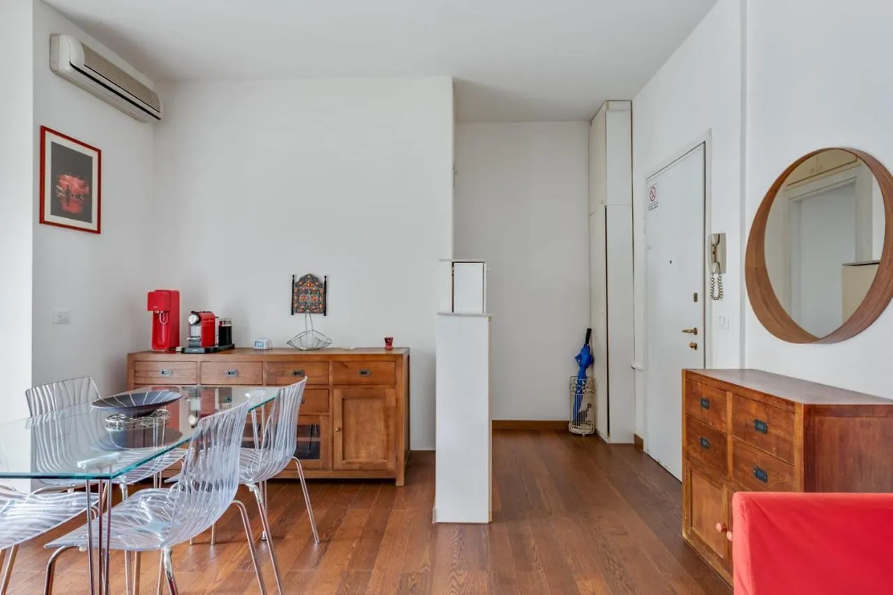 Easylife - Strategic Apt In Washington Milan Apartment
