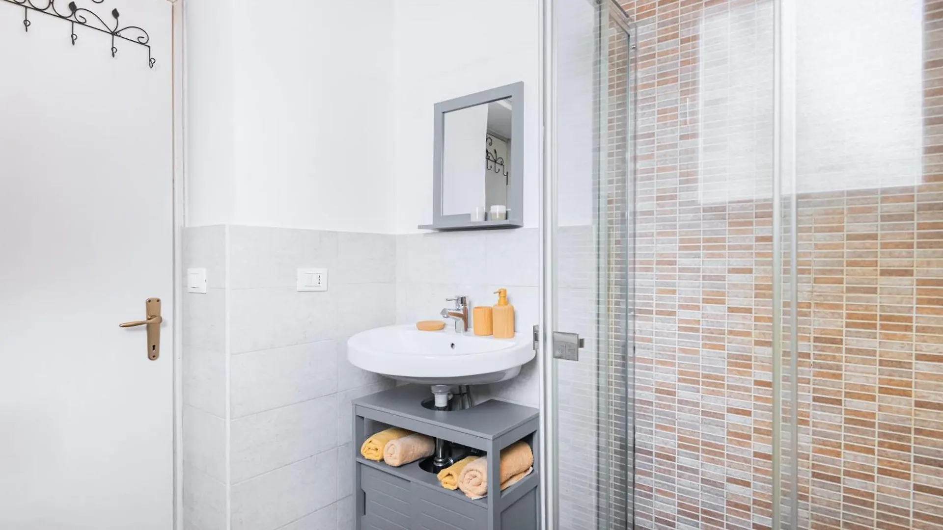 Apartment Easylife - Strategic Apt In Washington Milan