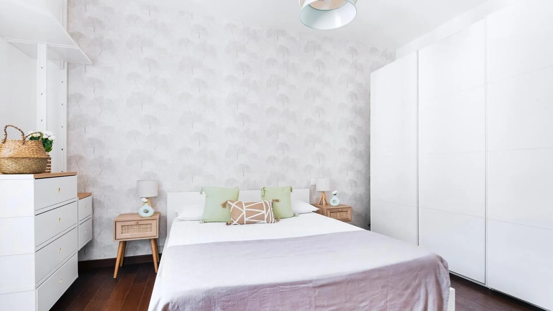 Easylife - Strategic Apt In Washington Milan Italy