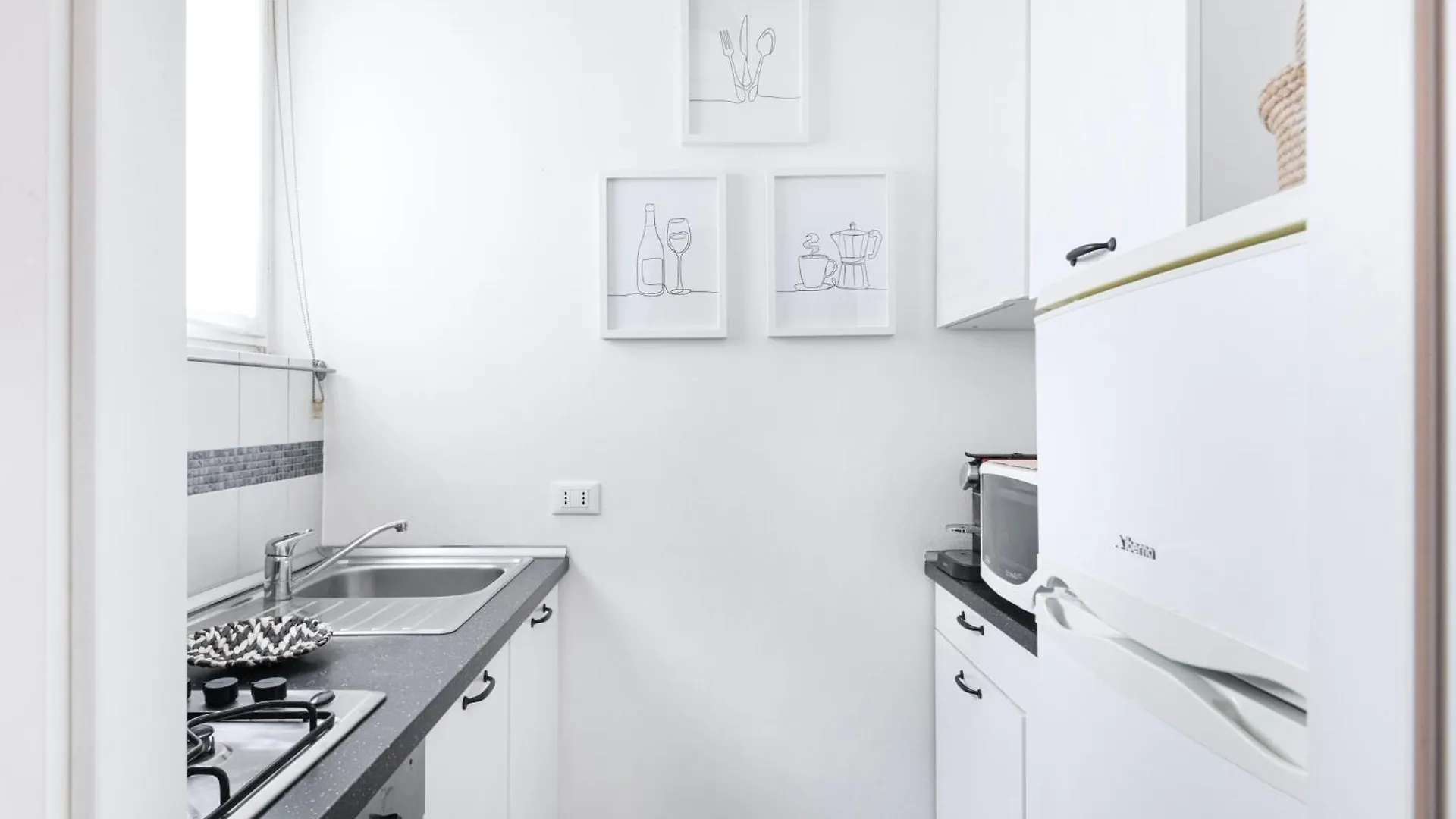 Apartment Easylife - Strategic Apt In Washington Milan Italy